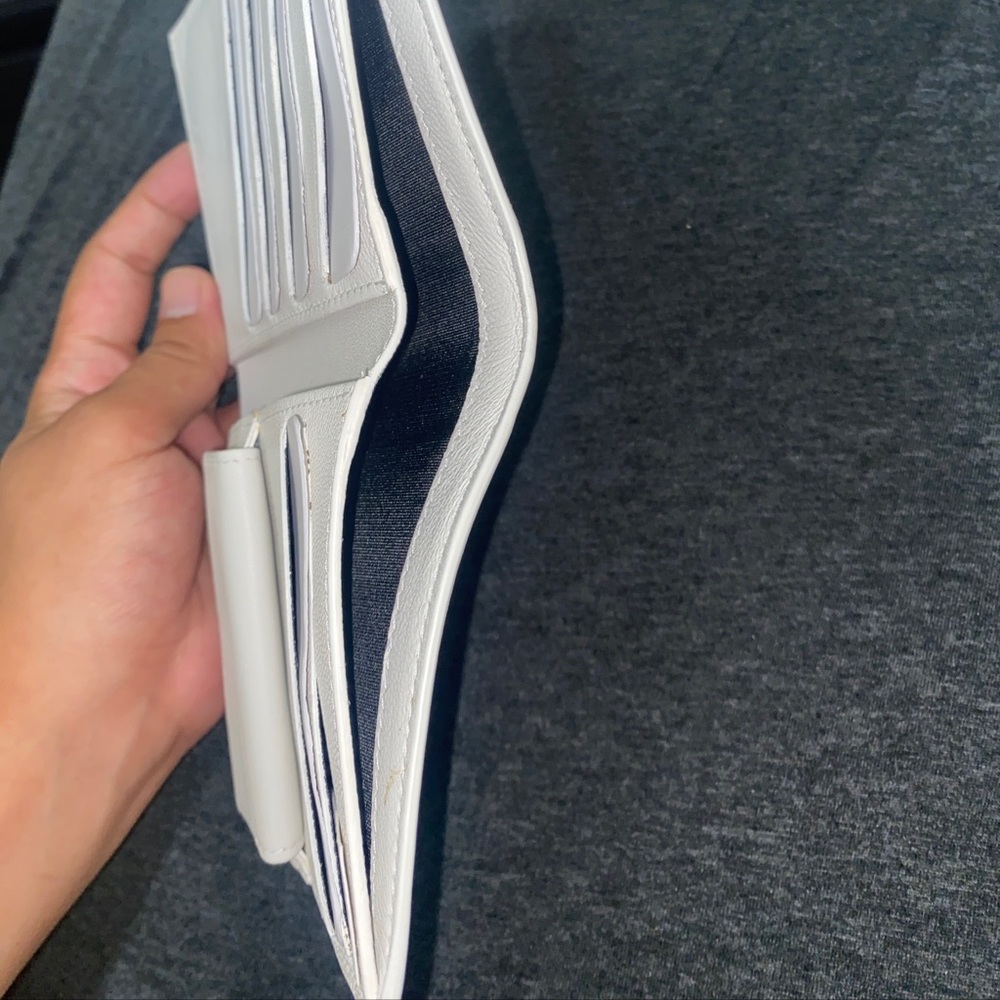 New Balenciaga White 158 Wallet Unisex - Picture 5 of 5